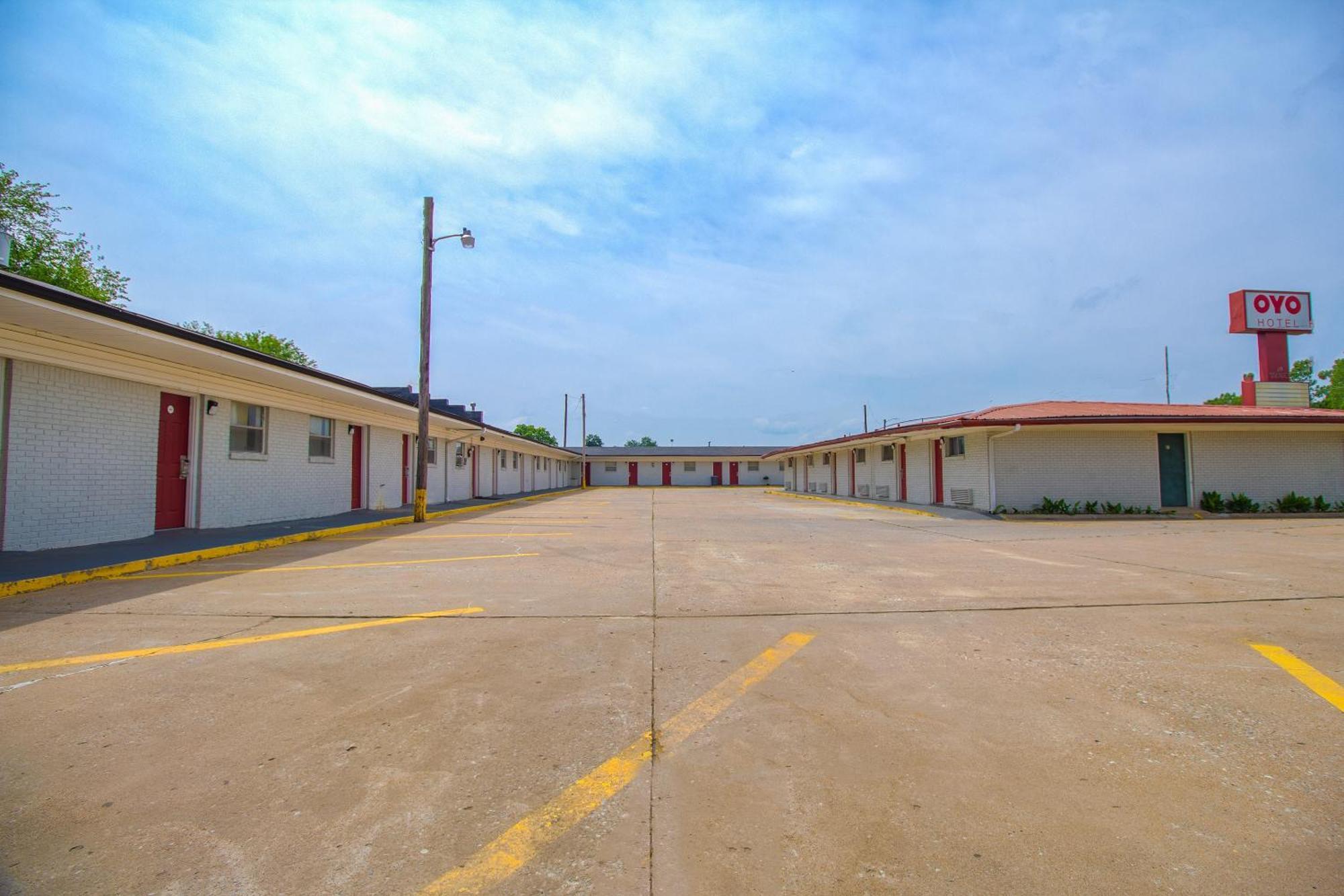 Oyo Hotel Mcalester Ok S Main St المظهر الخارجي الصورة