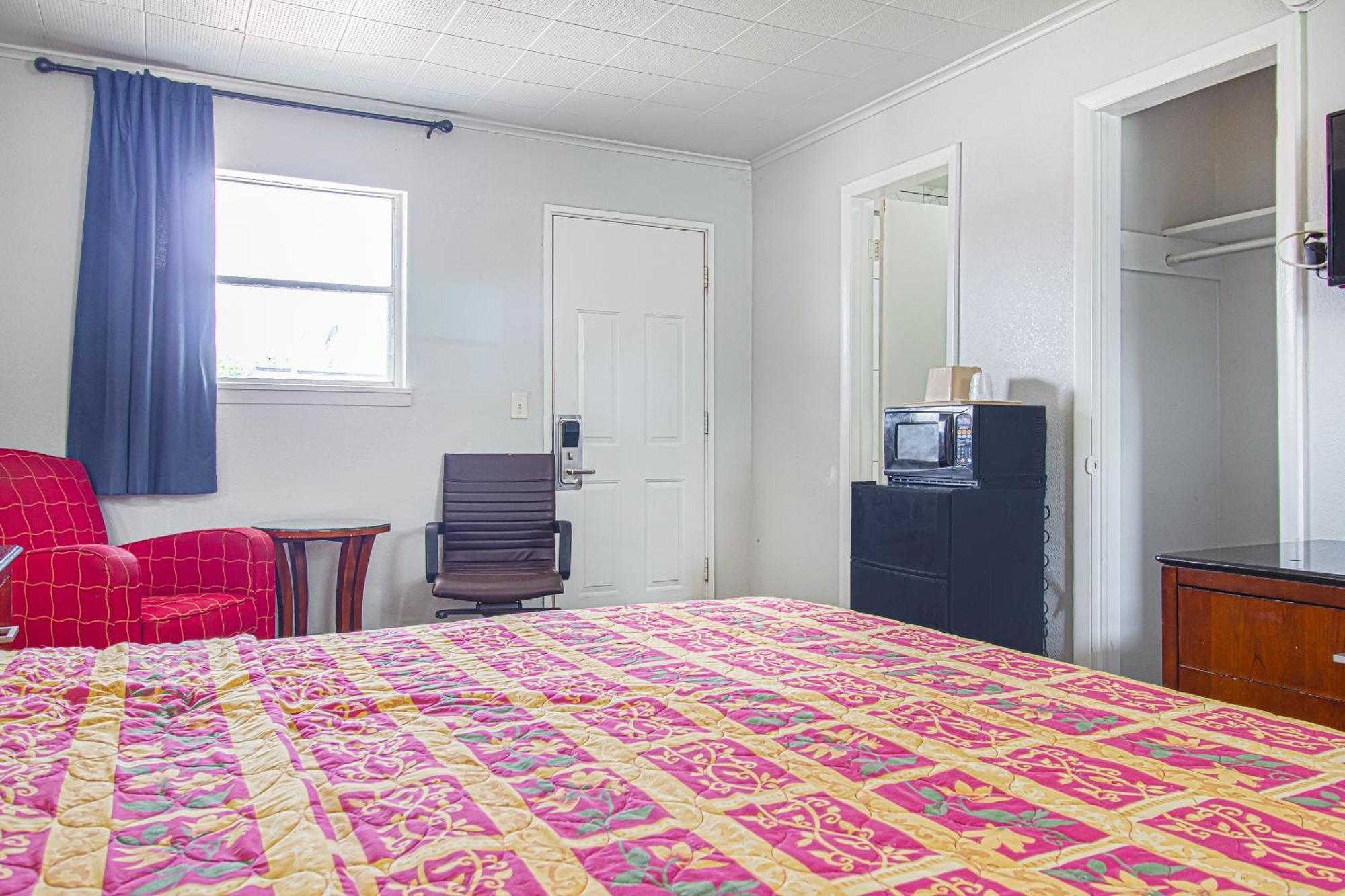 Oyo Hotel Mcalester Ok S Main St المظهر الخارجي الصورة